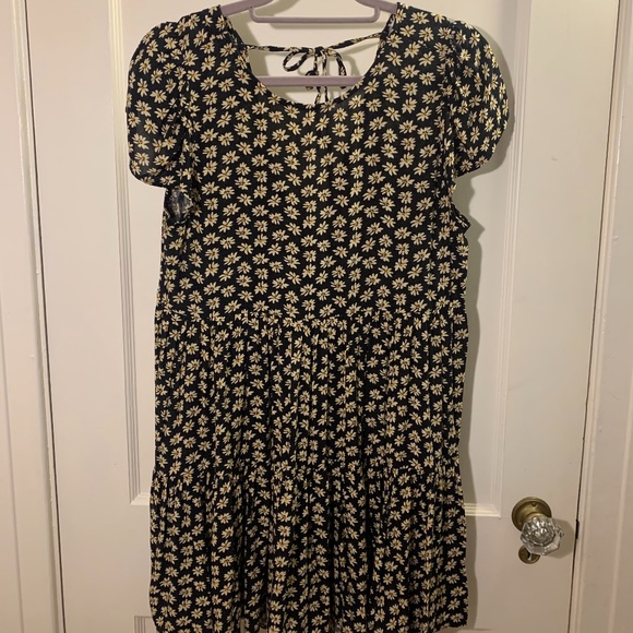 American Eagle Outfitters Dresses & Skirts - American Eagle, Floral Pattern Dress, Medium